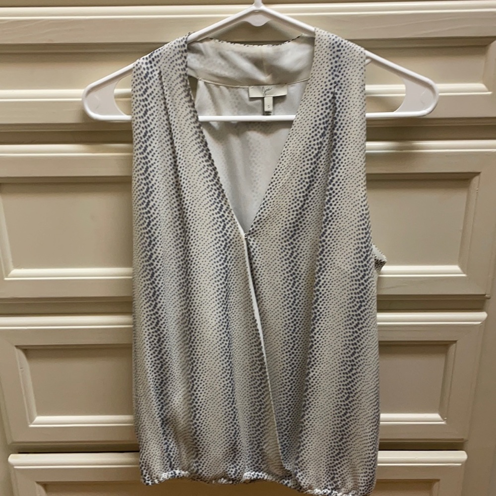 Joie white and blue patterned top